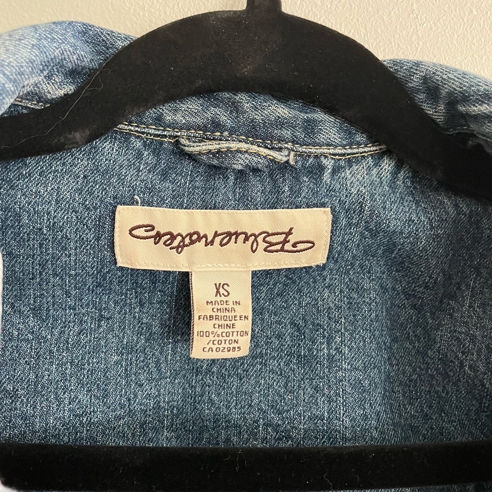 Jean Jacket - Picture 7 of 11